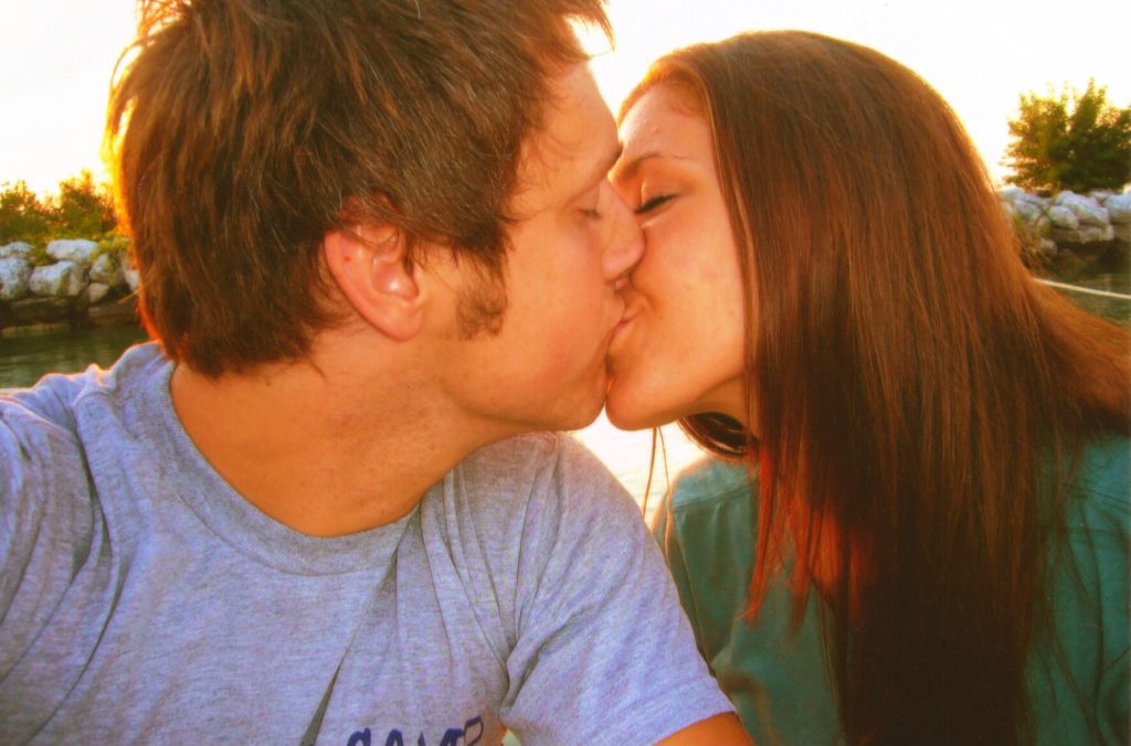 when did we stop taking kissing pictures?